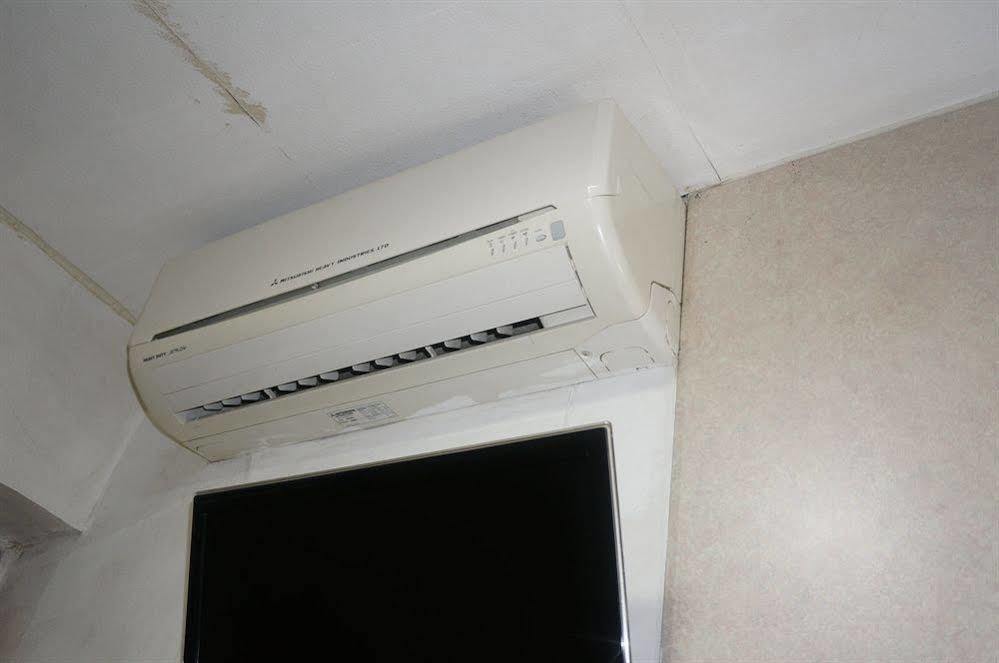 Lucky Comfort Inn Kowloon  Bagian luar foto